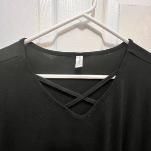 Women’s black top medium